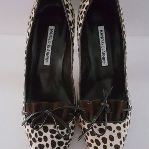 Manolo Blahnik Pump (39 1/2)
